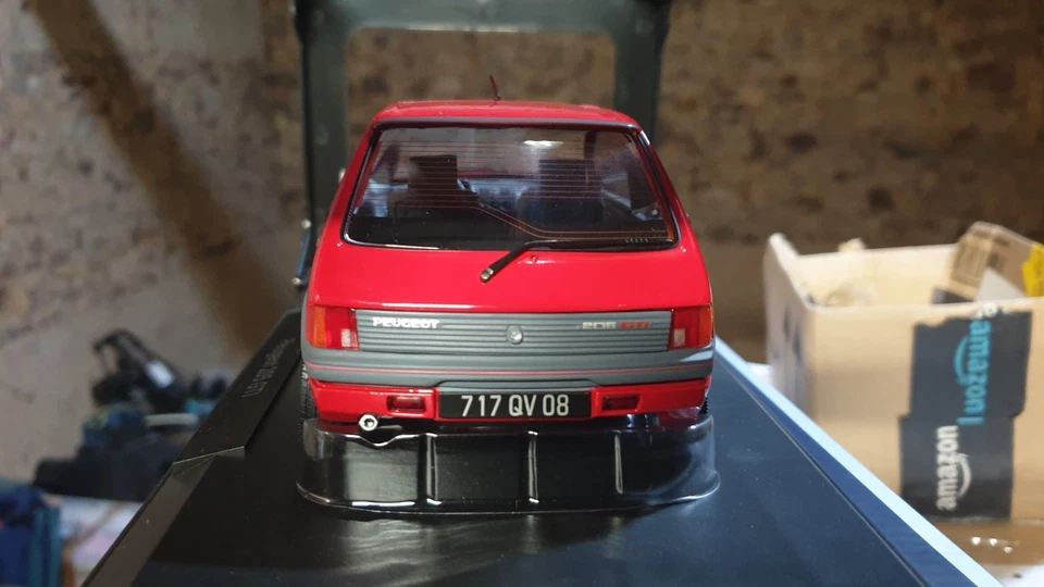 NOREV Peugeot 205 GTI 1,6 Vallelunga 1/18 Voiture - Rouge - Photo 3/4