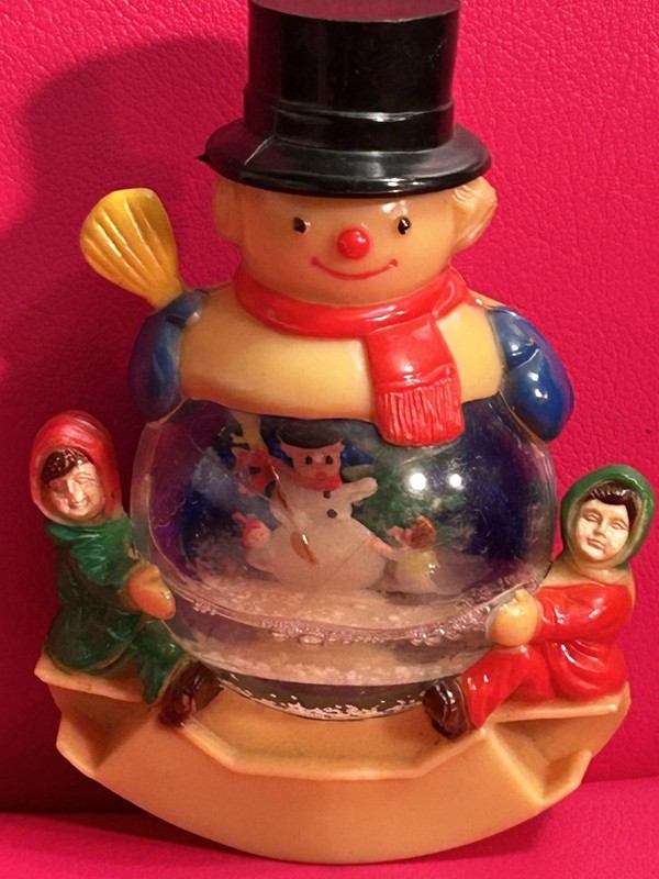 Rare 1970’s Rocking Snowman Snow Globe - Hong Kong Mid-Century Kitsch 5” Diorama