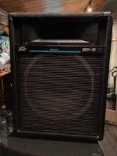 PEAVEY speakers