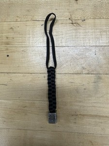Spyderco Black Paracord Lanyard With Square Pewter Spyderco Bead Preowned