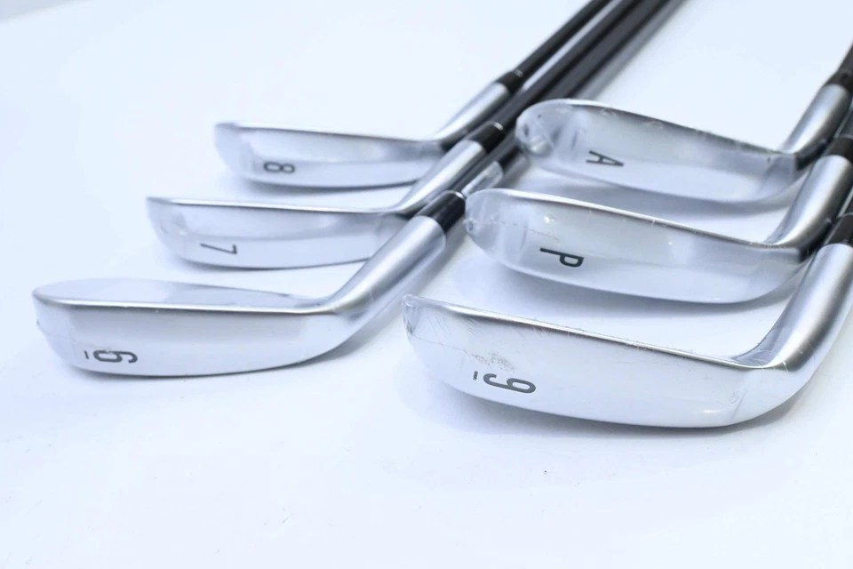 Srixon ZXi4 Irons / 6-PW+GW / Regular Flex KBS TGI 60 - Image 4 of 4