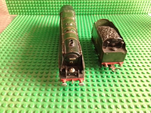 Hornby Dublo  Dutchess of Montrose    3 Rail and Locomotive, spare , repair . - Picture 2 of 4