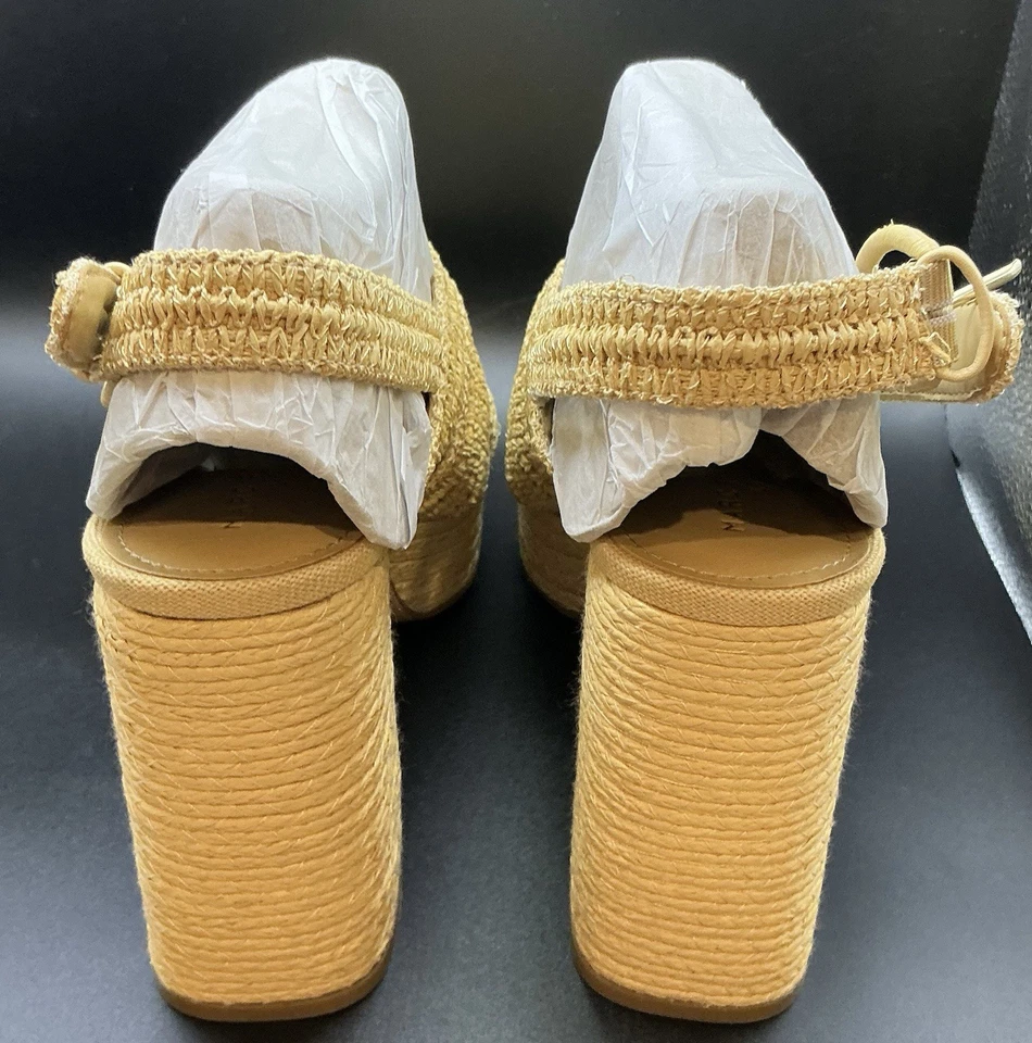 Sandália de Salto Plataforma Marc Fisher LTD Caddy Tecido Natural Leve Tamanho 9 Nova - Imagem 2 de 4