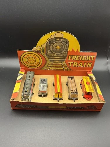 Vintage 1940s Marx Tin Wind Up Train Set With Key In Original Store Display Box