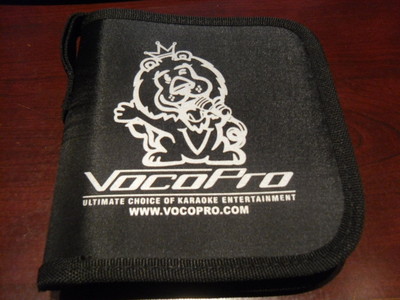 CD DVD VINYL CASE WITH CARRING STRAP HOLDS 20 DISCS VOCOPRO
