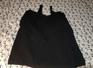black cold shoulder top size 22