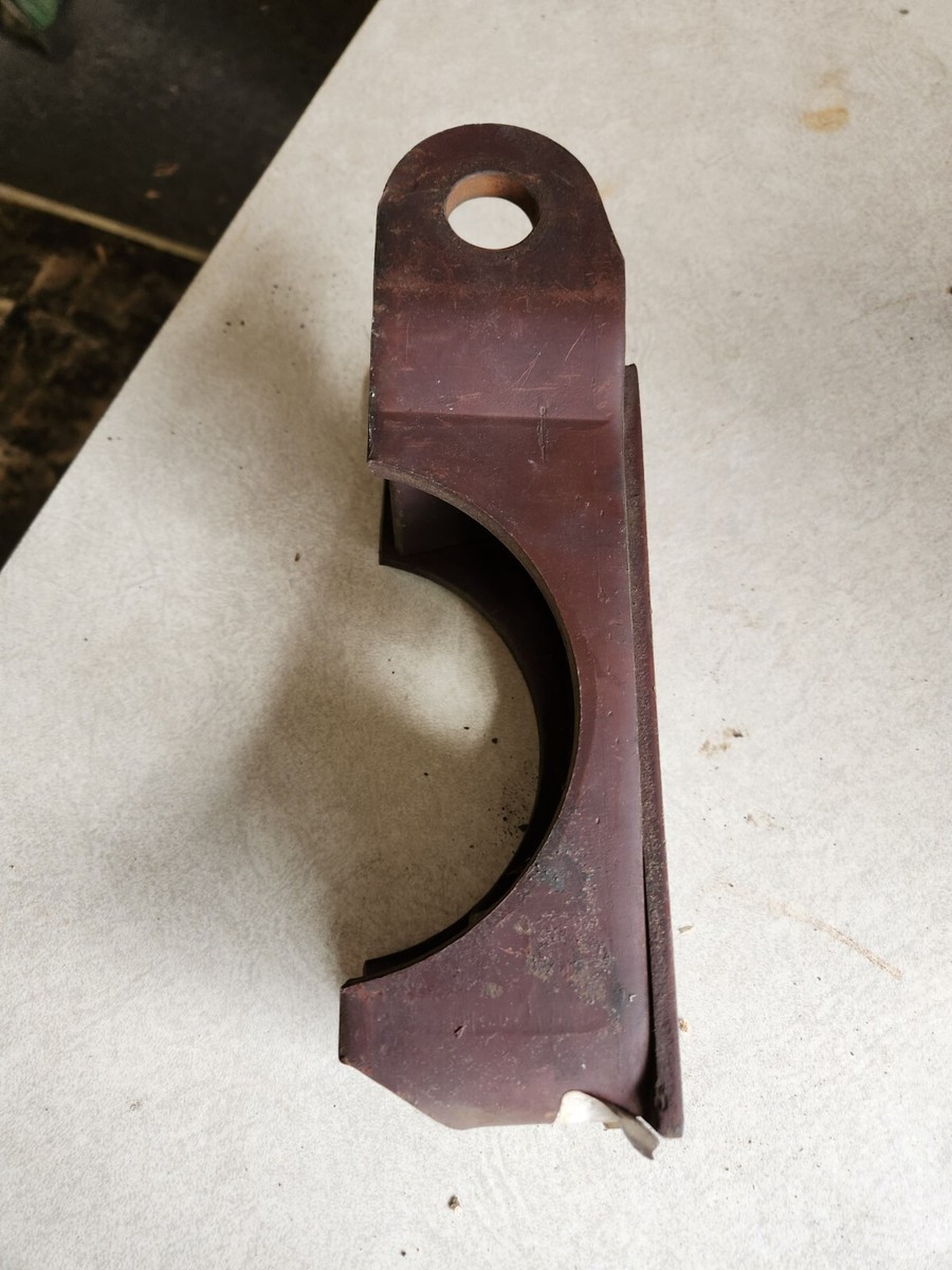 Euclid E-2908 Suspension Spring Seat, 5” RD Axle, Hutch 7700