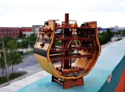 ZHL Model KMS02 Section USS Bonhomme Richard 1:48 - Cherry Wood TOP LEVEL