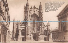 R506900 Bath Abbey West Front On either side of the beautiful window is a carved