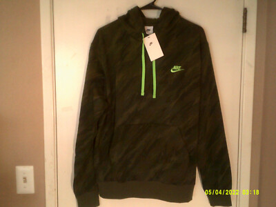 NEW NIKE SPORTSWEAR 