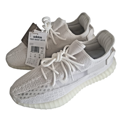 UK 9   Adidas Yeezy Boost 350 V2 Bone White   HQ6316