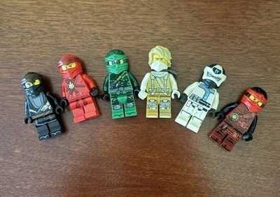 Rare lego Ninjago 6 pieces mini figure set. 