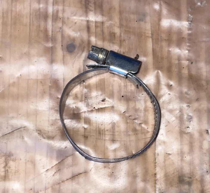 Abrazadera de manguera 300D diésel Mercedes-Benz 1977-1985 Foto 2 de 2