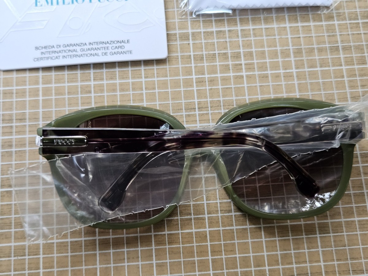 Emilio Pucci Green Eyewear Case with Black & White Glasses Emilio Pucci EP0227 Sunglasses | Select Eyewear main image 3