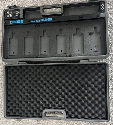 BOSS BCB-60 Lightweight Pedal Board Carrying Case w/AC Adapter and Patch Cables