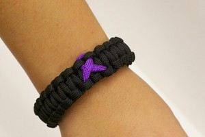 Paracause-Awareness-Ribbon-Paracord-Survival-Bracelet-Black-Purple