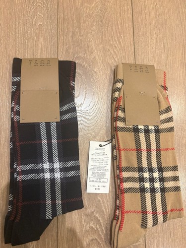 BURBERRY Vintage Check Intarsia Socks, 2 pack- Black and Beige, Size: L - Picture 5 of 6