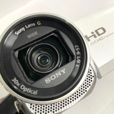 SONY HDR-CX670 HD Digital Video Camera White Wi-Fi 25.1MP Handycam