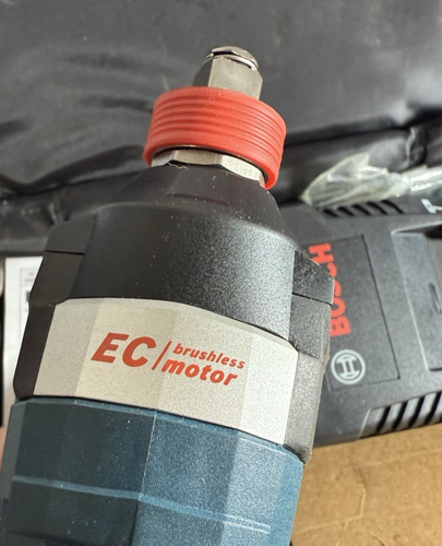Bosch 1/2" IDH182 18V Brushless Socket Ready Impact w/Charger & 2 Batteries - Picture 7 of 10