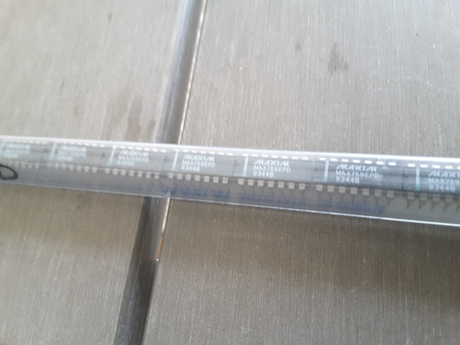 (25) MAXIM MAX759EPD FACTORY TUBE NOS SALE OEM RARE NEW 89 Falak