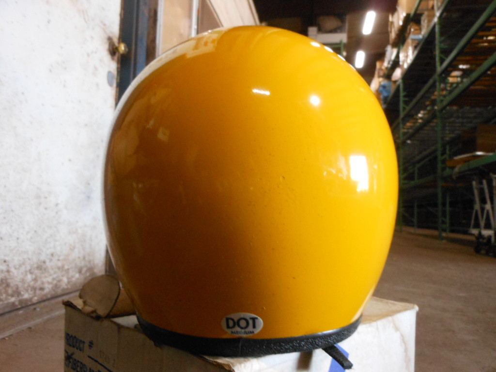 Vintage NOS Buco Size Medium Yellow Fiberglass Open Face 5 Snap