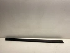 2015-2017 CHRYSLER 200 LEFT FRONT DOOR WINDOW GLASS INSIDE WEATHER STRIP SEAL