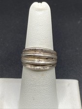 Vintage Sterling Silver Ribbed Ring - Size 7