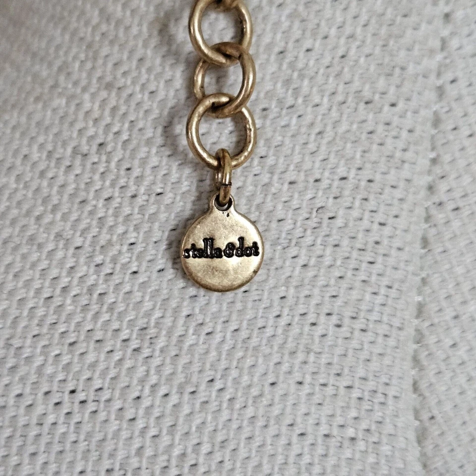 Collar llamativo de azulejos de piedra azul cadena tono dorado Stella & Dot Foto 3 de 4