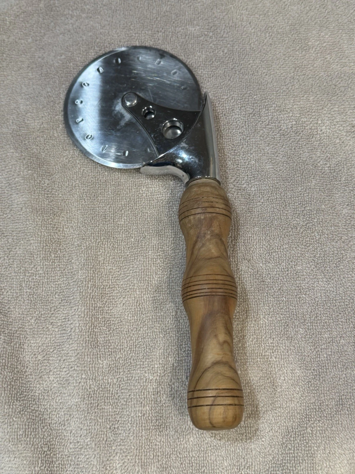 Large Pizza Cutter, Custom Exotic Wood Handle
Opens in a new window or tab
