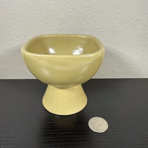 MCM VTG HULL Pottery Avocado  Green Small Pedestal Bowl Planter USA #F38