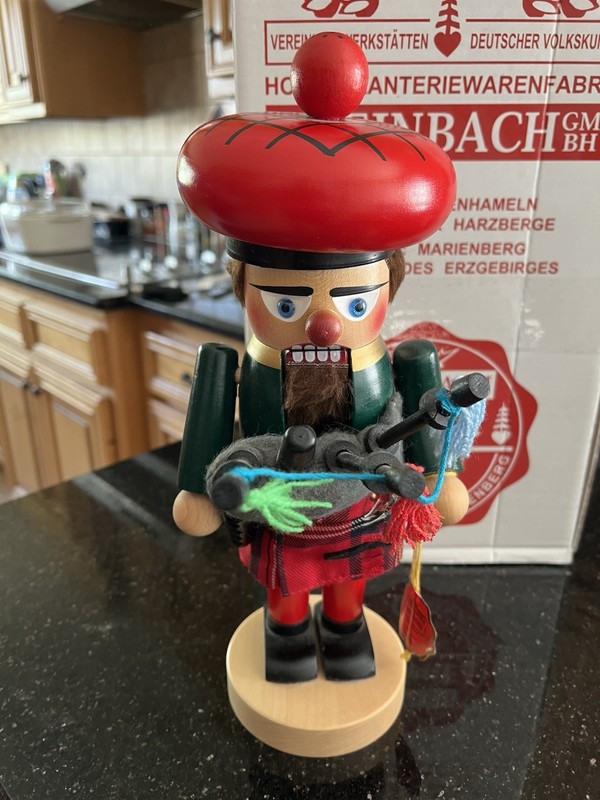 Steinbach Nutcracker In Box Ready To Ship For Christmas BAGPIPER