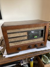 Vintage Portadyne Model A39 Wooden Cased Valve Radio