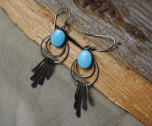Vintage Native American Sterling Silver Turquoise Earrings - Picture 6 of 6