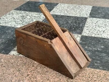 OLD VINTAGE UNIQUE HANDMADE SOLID WOODEN & IRON NET JALI RAT-MOUSE TRAP / CAGE