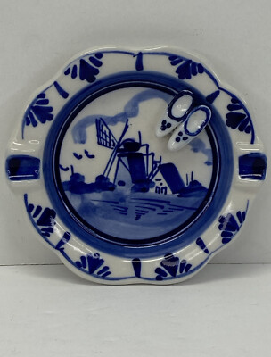 Vintage Delft Blue Holland Ashtray Porcelain Souvenir Trinket Dish Clog Windmill
