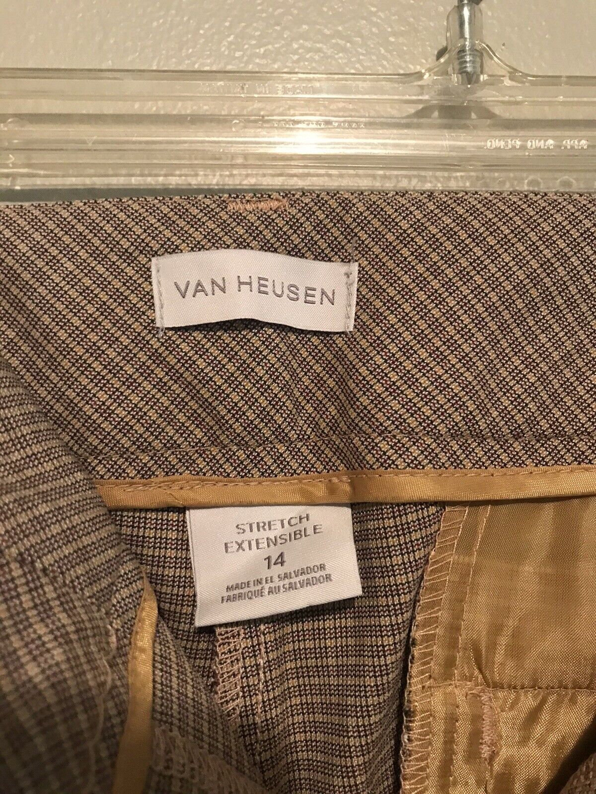 Van Heusen Crop Pant Size 14 - image 7