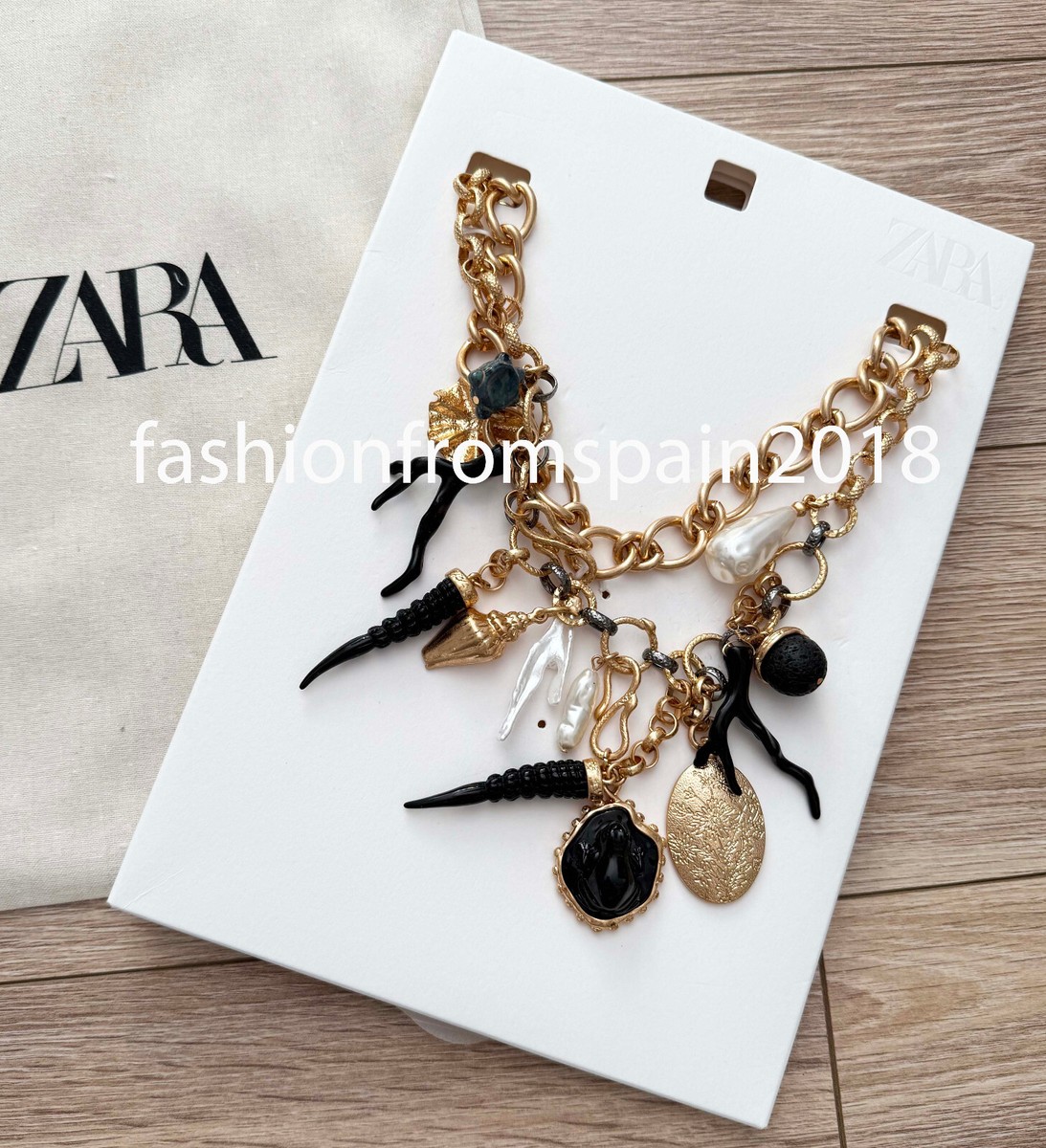 【ZARA】NEW！マルチチャームキーホルダー 4548/058/330 ZARA】マルチチャームキーホルダー マルチカラ― 4548/058/330