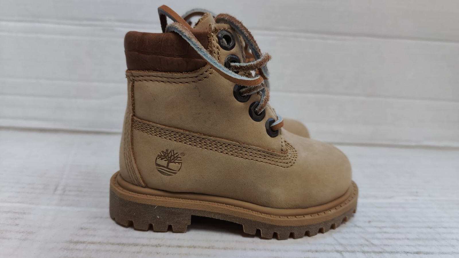 TIMBERLAND 6 INCH PREMIUM BOOT TODDLER SIZE 4