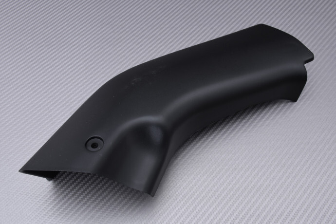 Carénage gauche cassé ? Remplacer le cache réservoir ZX6R 2002