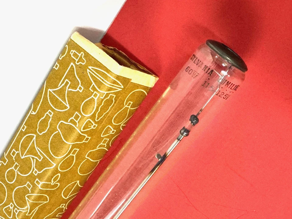 17.75" L60/CL 60W L60 CLEAR LUMILINE Light Bulb Lamp Vintage NEW SYLVANIA 19688 - Image 2 of 3