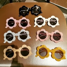 Kids Fashionable Sunglass Boys Girls Flower Shape UV400 Protection