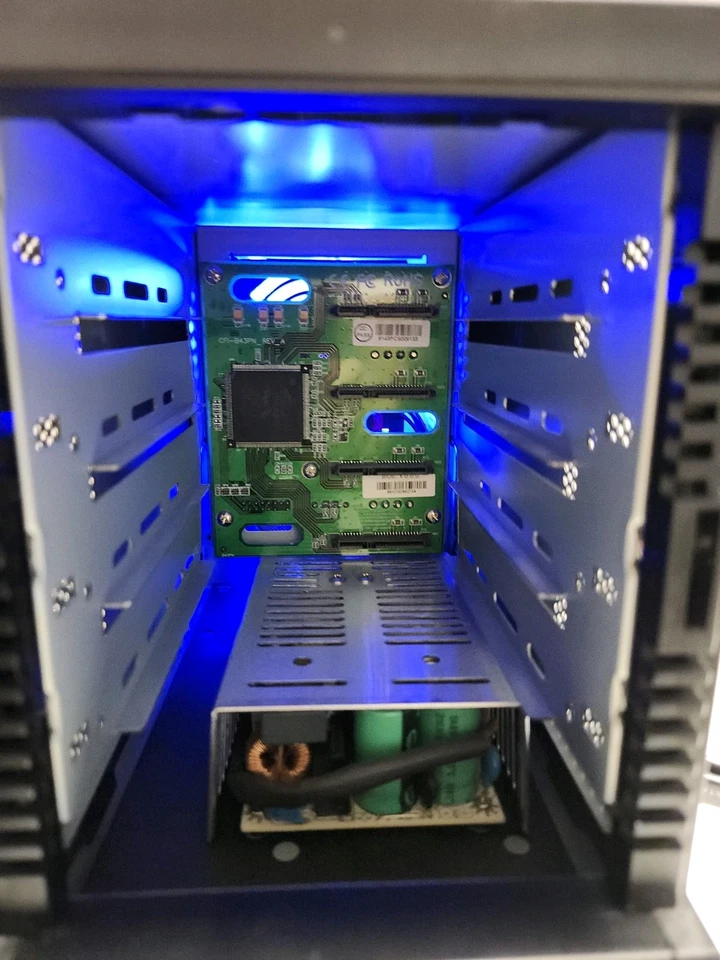 Sans Digital TOWERRAID TR4M+BNC 3.5in HDD 4 Bay - Image 2 of 4