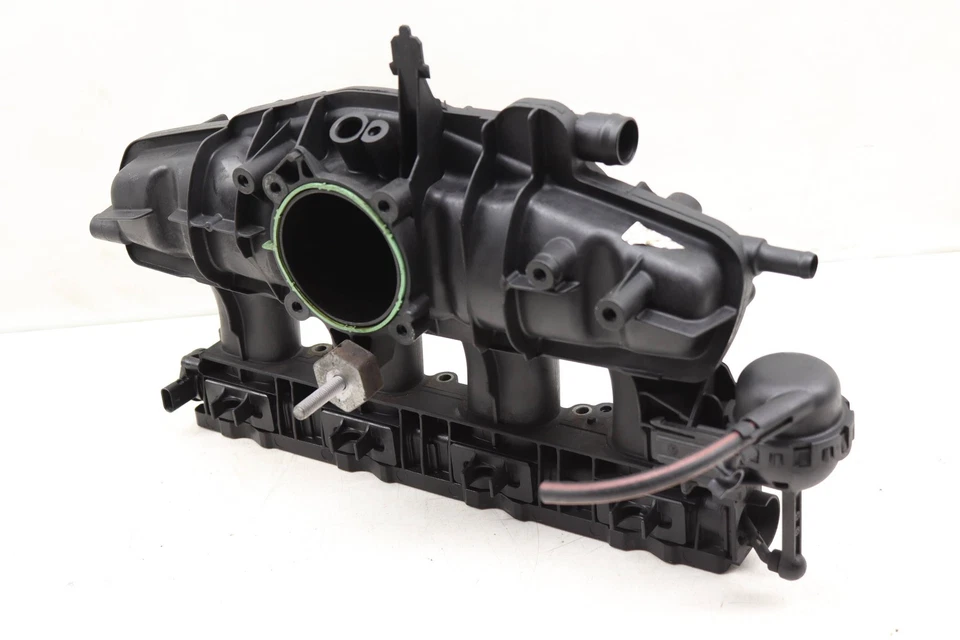 VW CC 2009-2017 2,0 L - Colector de admisión 06J133185FC Foto 2 de 4