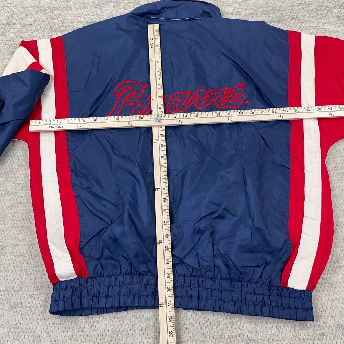 Vintage Atlanta Braves Jacket Men Large Starter Windbreaker Warm