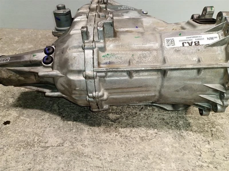 Estuche de transferencia desde 2021 GMC SIERRA 3500 6,6 L AT opt NQF 9174631 Foto 2 de 4