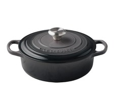 Le Creuset #22 Signature Cast Iron Shallow Round Dutch Oven in Oyster Gray + Lid