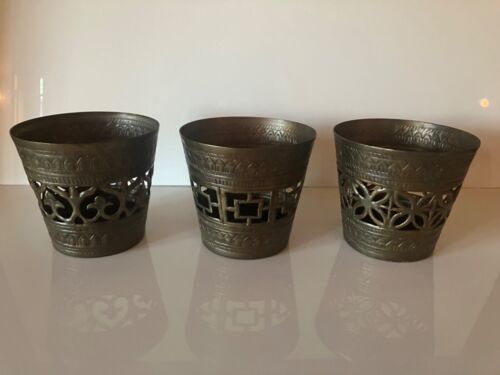 Vintage 3er Set antike Messing Windlicht Ausschnitt Kerzenständer aus Indien
