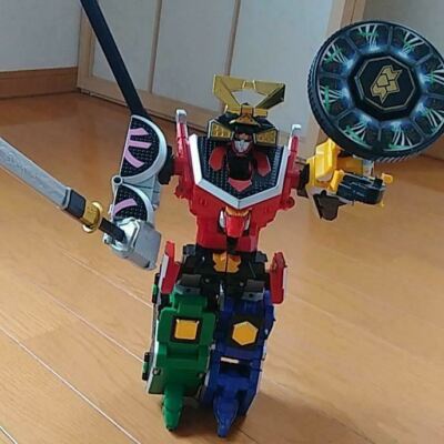 BANDAI パワーレンジャー　MEGAZORD プレイセット　本体約40cm BANDAI パワーレンジャー MEGAZORD プレイセット 本体約40cm