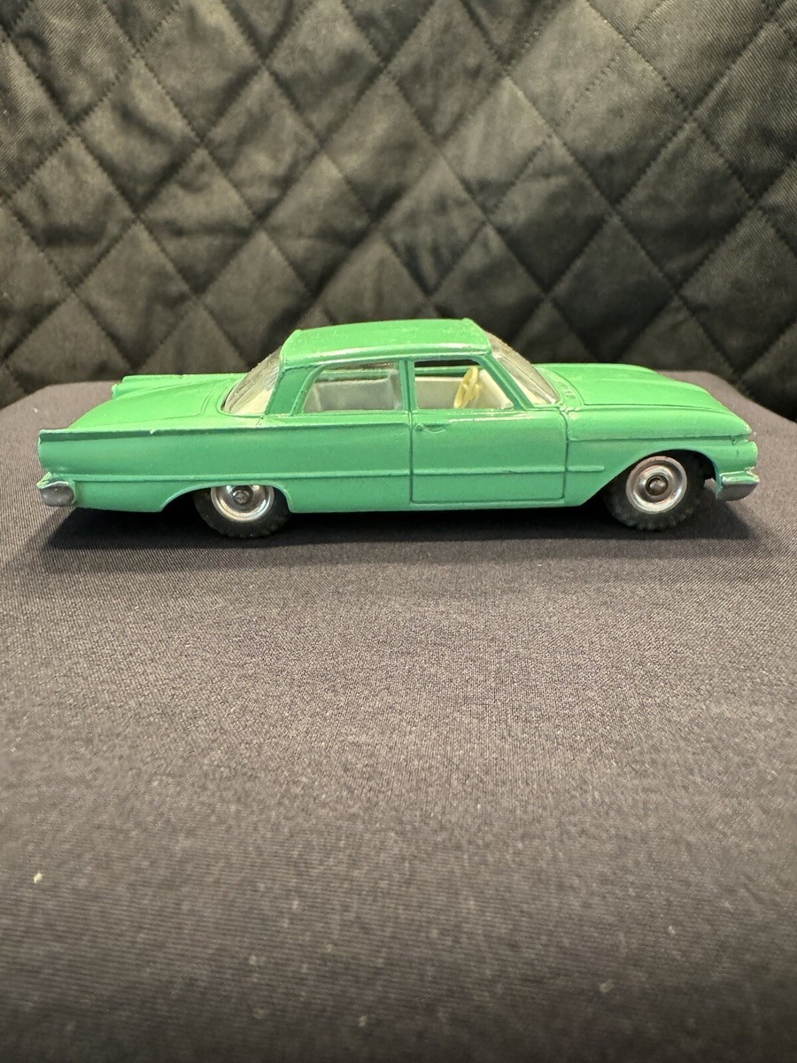 DINKY TOYS FRANCE - 588 - mint レア Dinky Toys France - 588
