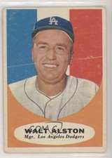1961 Topps Walter Alston #136 HOF 0p7